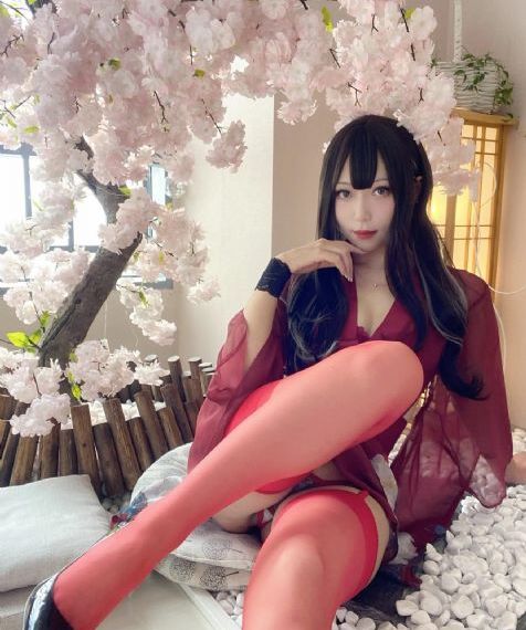 两个上面一个吃下边电影_BD英语在线视频播放